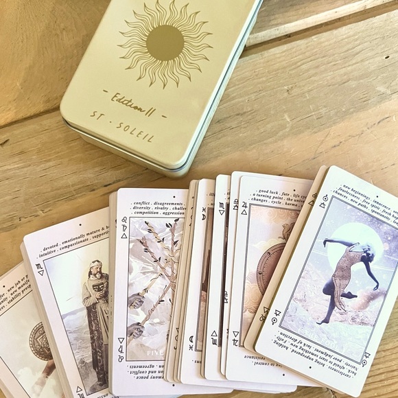 New! Unlock Your Fate: Discover Your future with Lucid Dreams Tarot Card Deck 🌙 - Picture 1 of 6